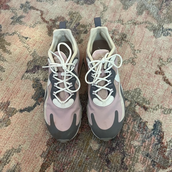 Air max 270 react - Picture 2 of 3